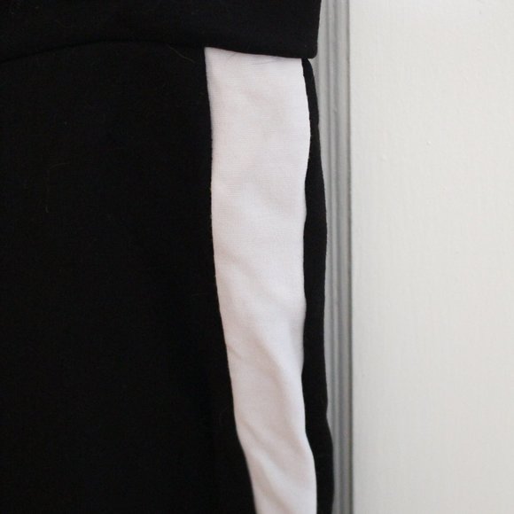 Black Leggings with White Stripe - Picture 4 of 6